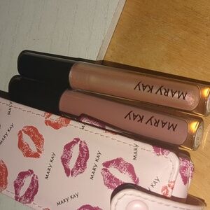 Mary Kay Lip Gloss Case w/Gloss